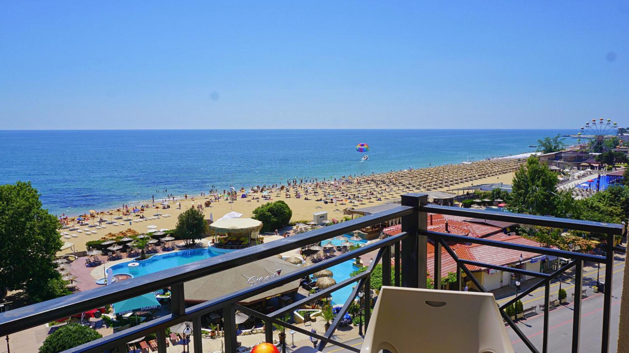 Sirena - First Line Apartment Goldstrand
