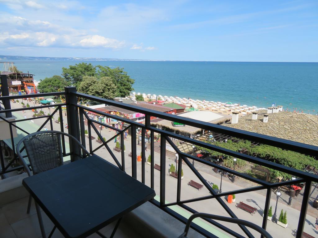 Sirena - First Line Apartment
